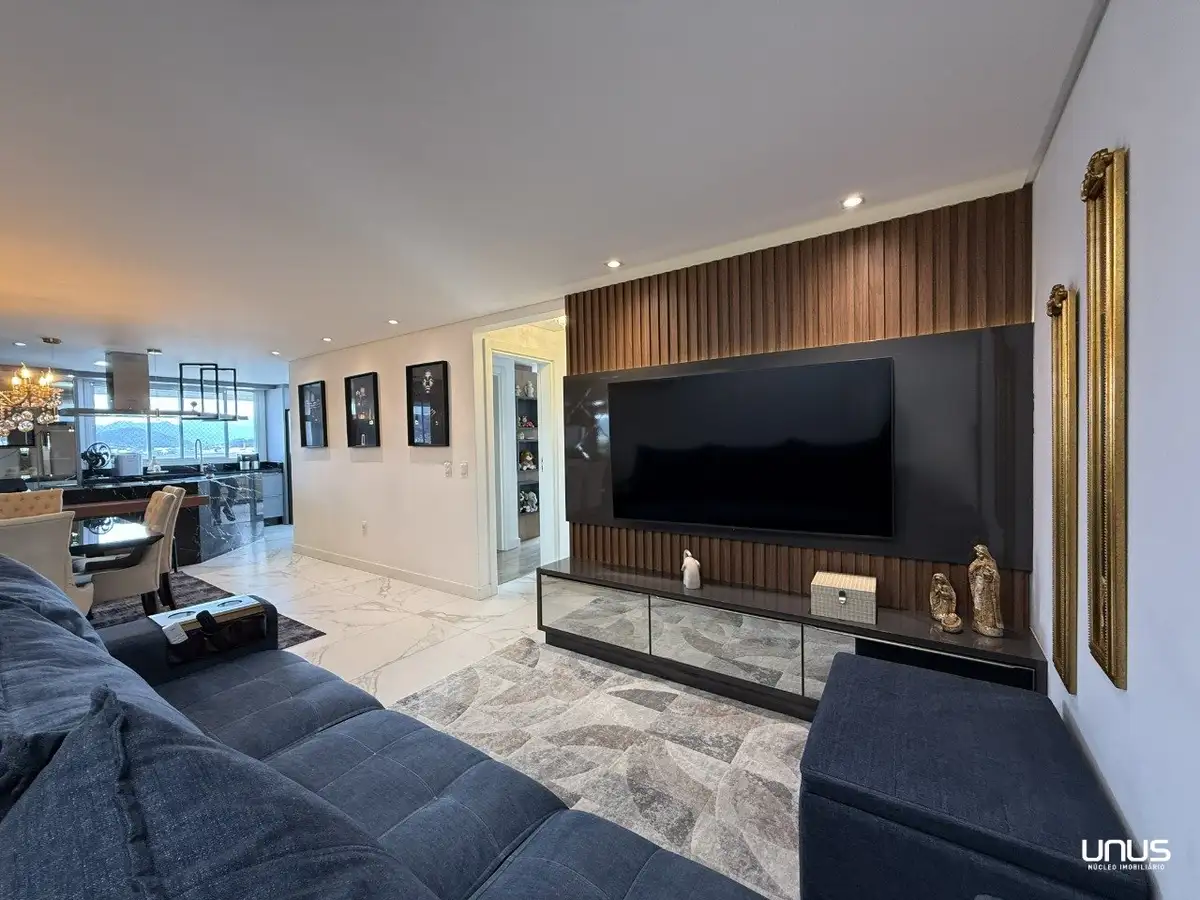 Apartamento com 3 quartos em Palhoça